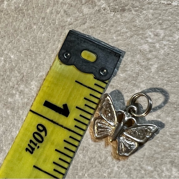 Signed 925 Butterfly Charm Sterling Silver Jewelry Faux Diamonds in the wings - Picture 4 of 8